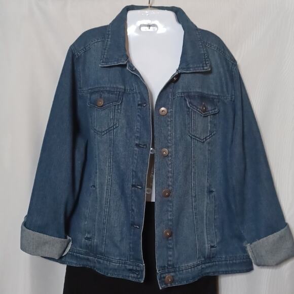 Dollhouse Women's Denim Jeans Jacket. Size 1X - Picture 1 of 15